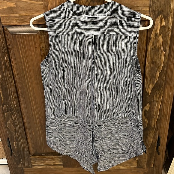 San Francisco women’s top - Picture 2 of 5